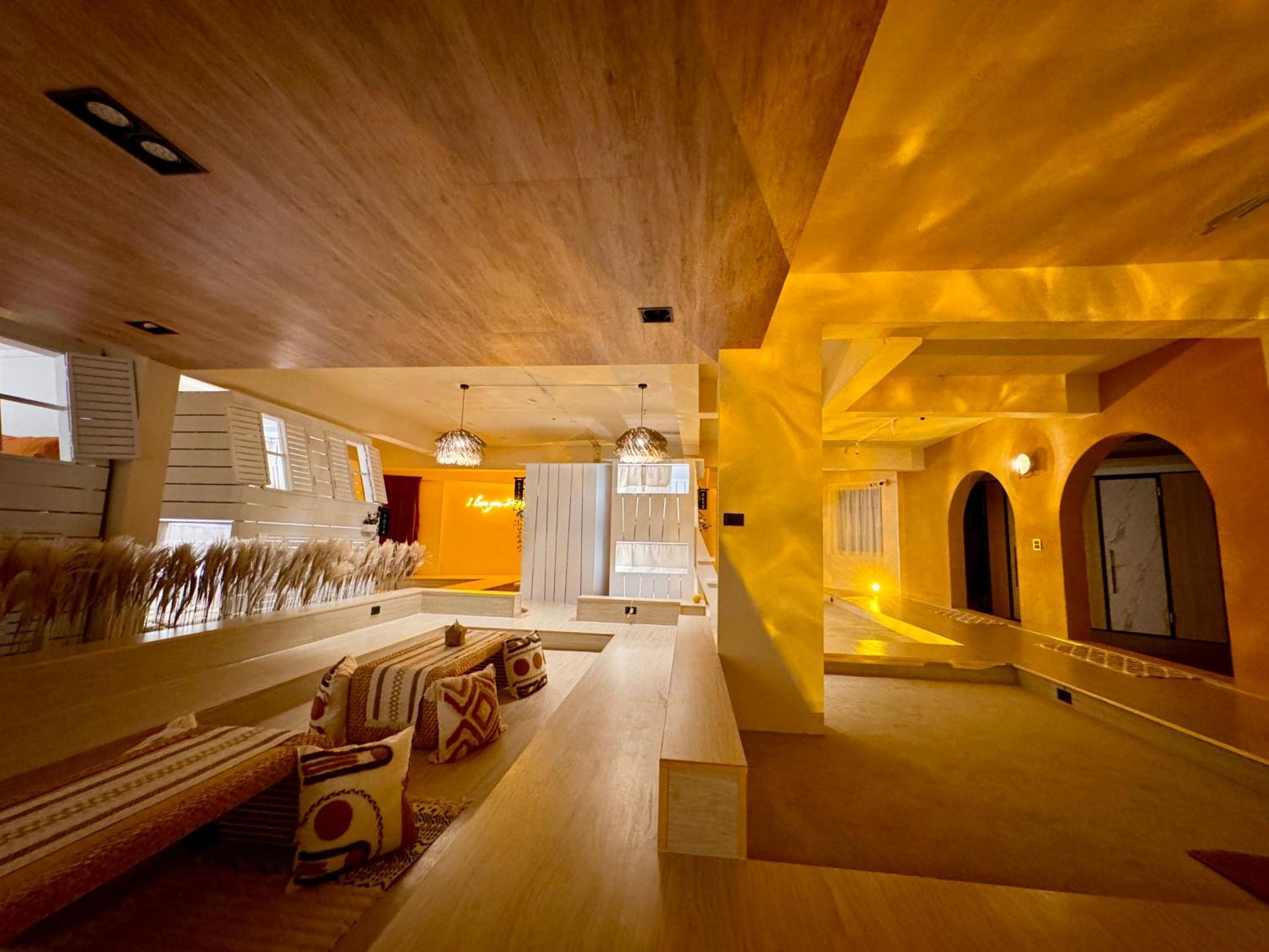Perbed Hostel-Taichung Station Bagian luar foto