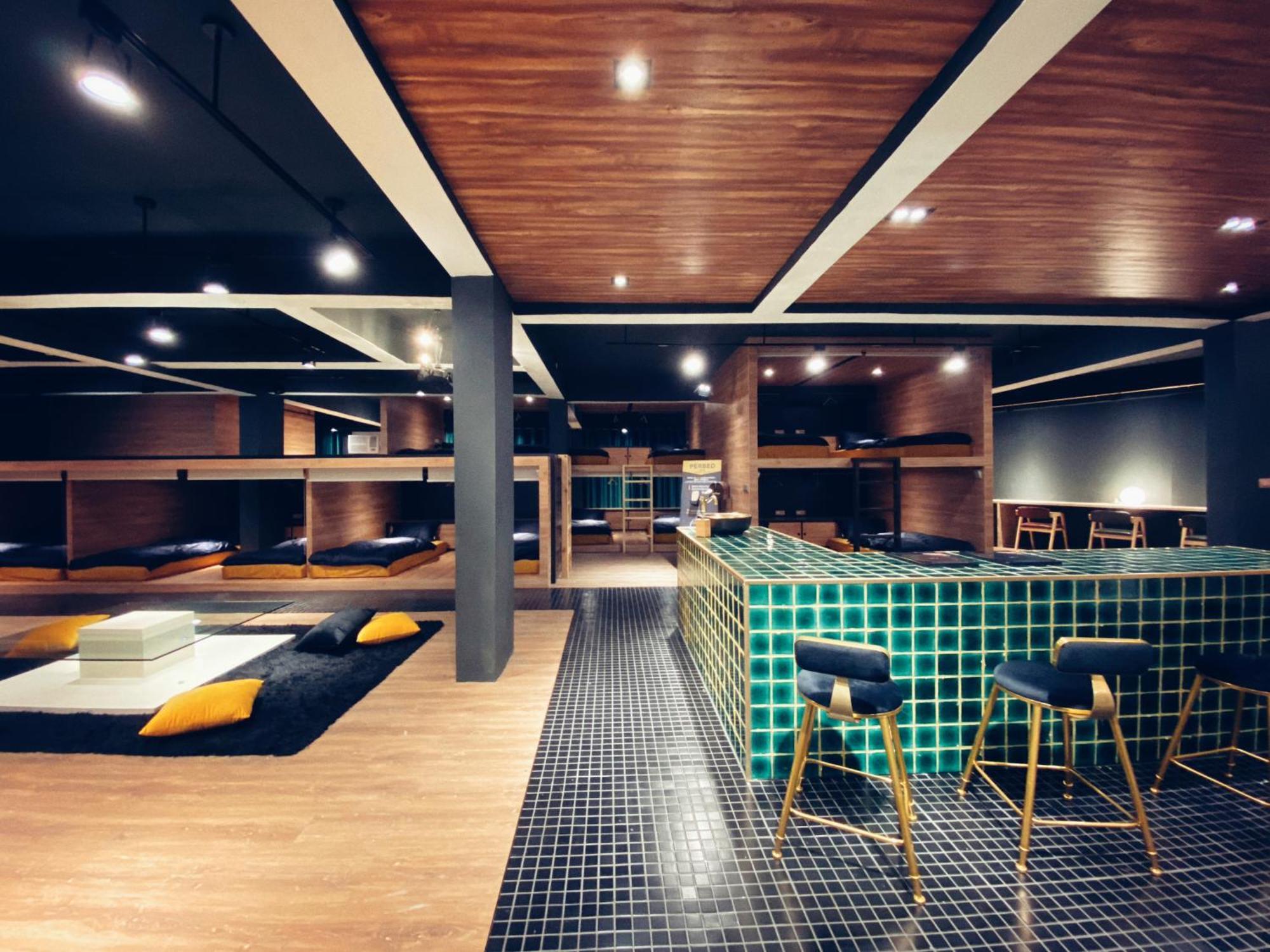 Perbed Hostel-Taichung Station Bagian luar foto
